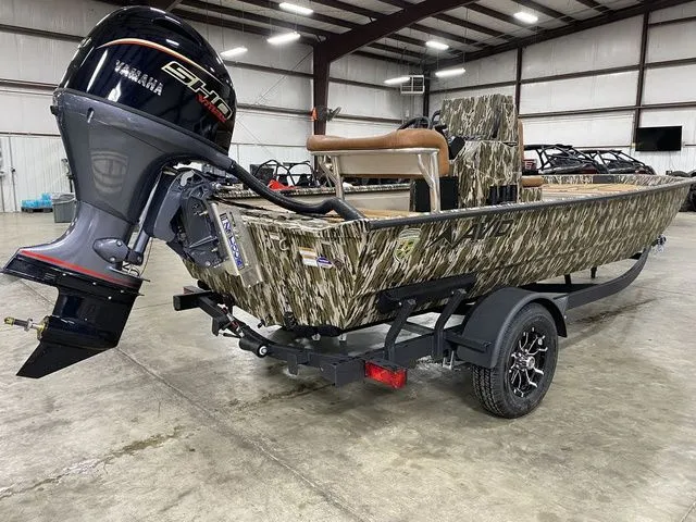 Slide: The Image of Avid 18 Rogue CC 2025 - 12