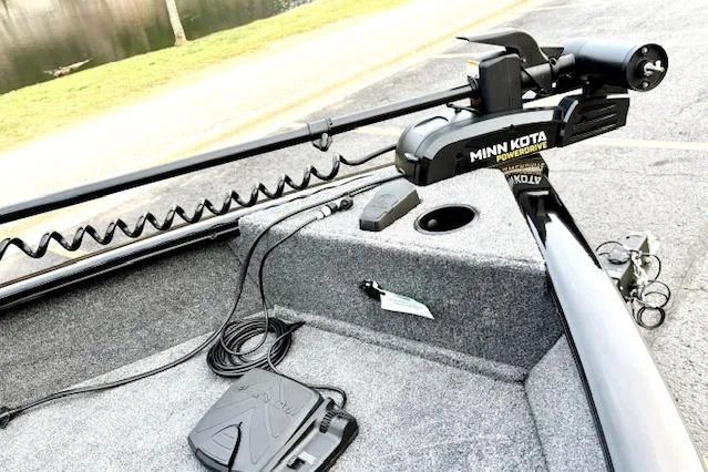 Slide: The Image of 2025 Tracker Pro Guide V-16 WT boat with Minn Kota trolling motor. - 75