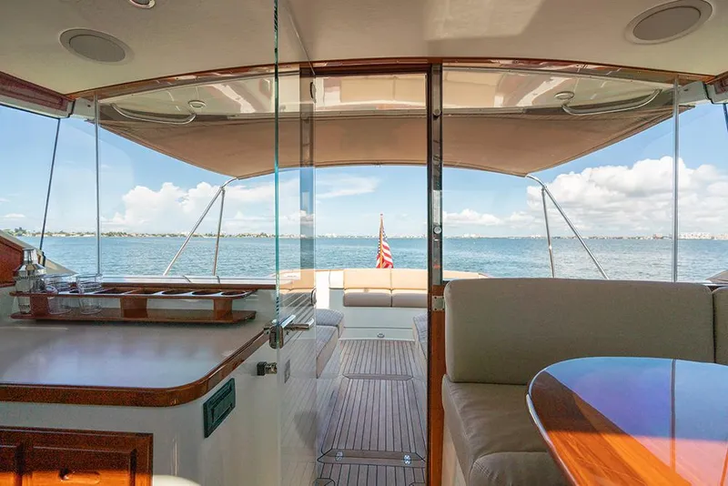 Slide: The Image of Aft salon/wet bar - 24