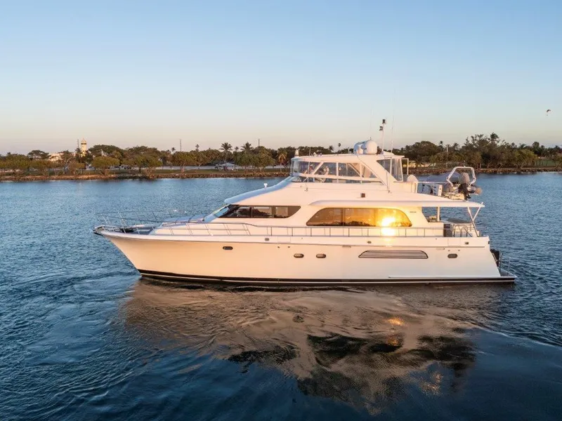 Slide: The Image of Cheoy Lee Motoryacht 2006 - 54