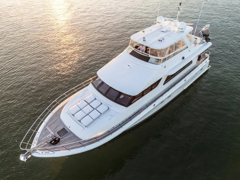 Slide: The Image of Cheoy Lee Motoryacht 2006 - 57