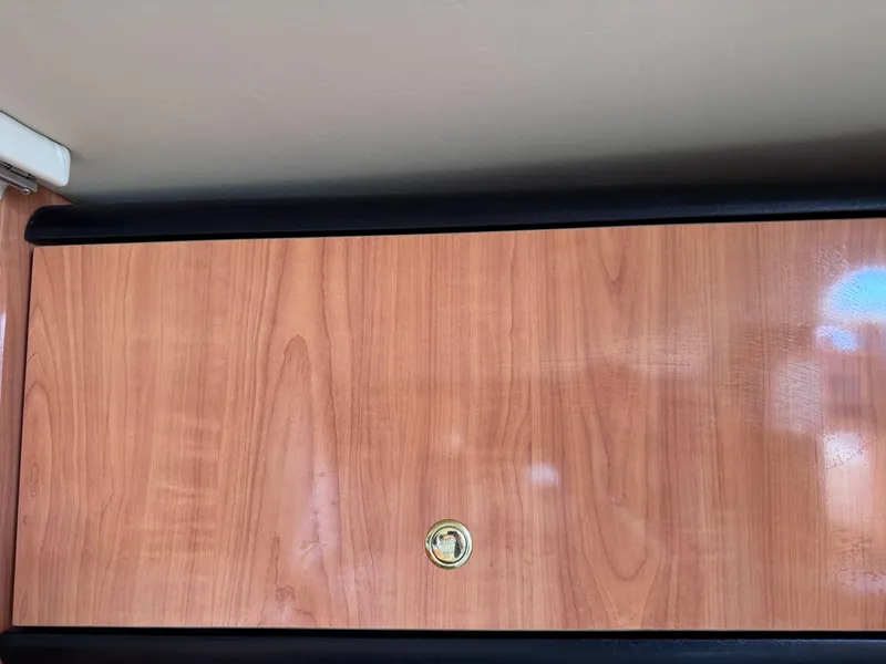 Slide: The Image of Regal Commodore 322 1999 - 67