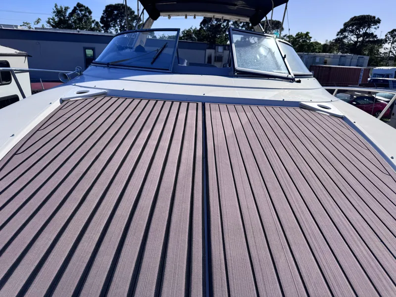 Slide: The Image of Regal Commodore 322 1999 - 82