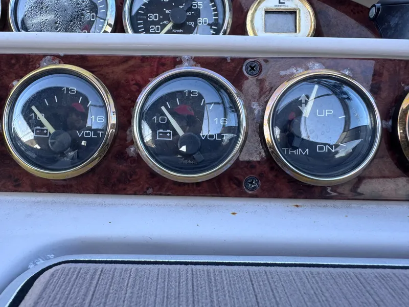 Slide: The Image of Regal Commodore 322 1999 - 91