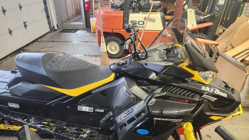 Slide: The Image of Sea-Doo RENEGADE ENDURO 900 ACE TURBO R 2023 - 3