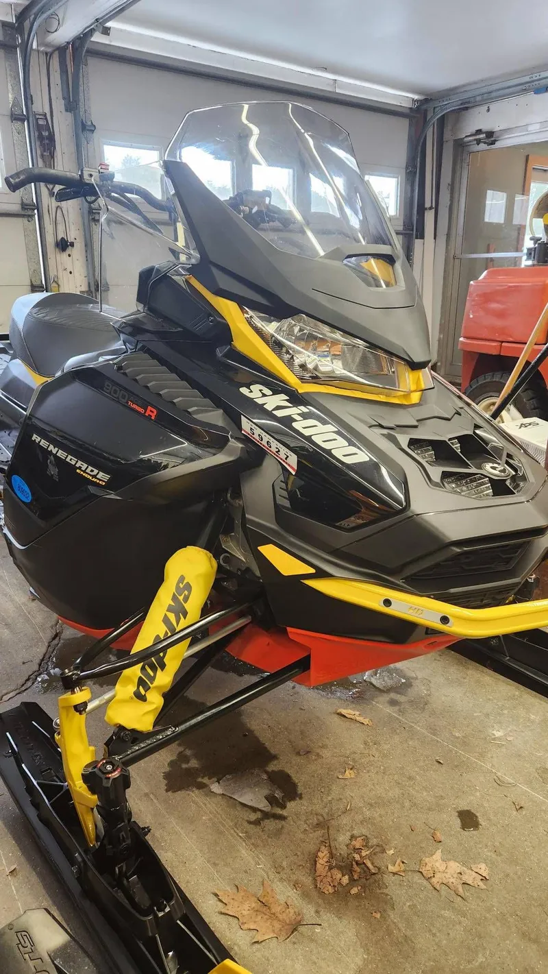Slide: The Image of Sea-Doo RENEGADE ENDURO 900 ACE TURBO R 2023 - 5