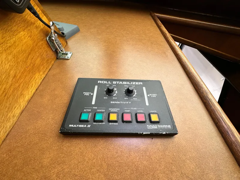 Slide: The Image of Hatteras 53 Motor Yacht 1978 - 56