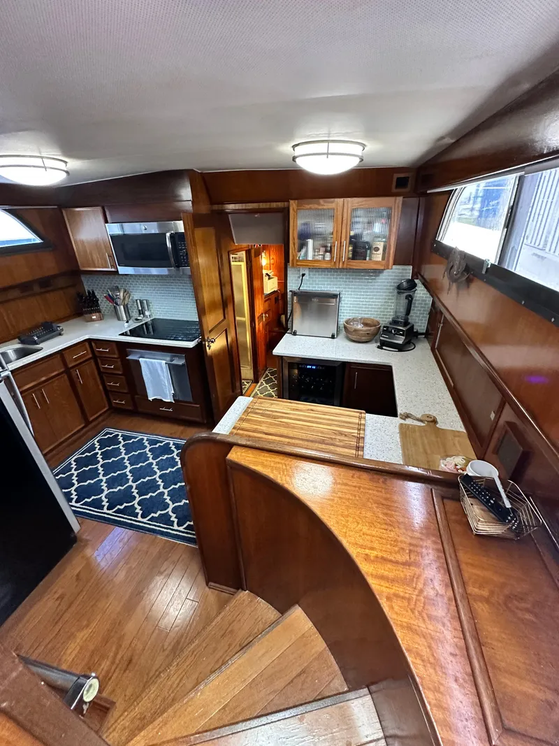Slide: The Image of Hatteras 53 Motor Yacht 1978 - 58