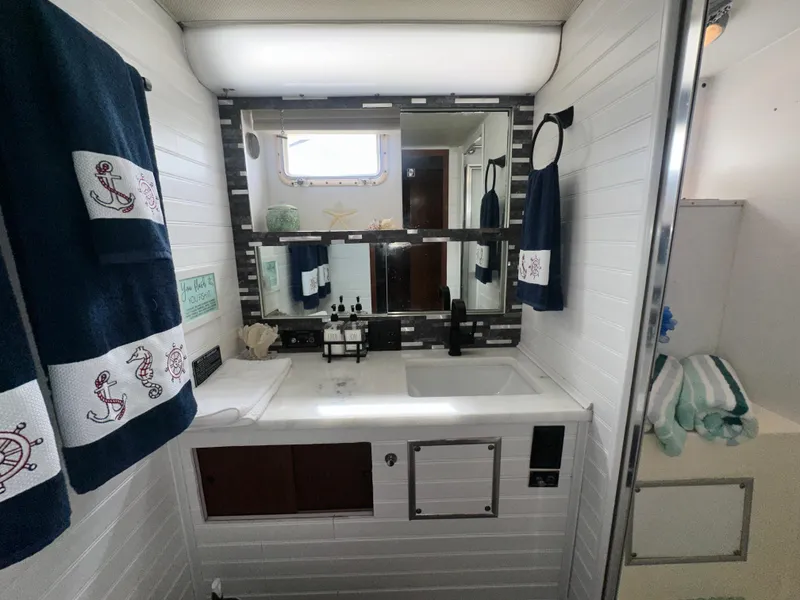 Slide: The Image of Hatteras 53 Motor Yacht 1978 - 81