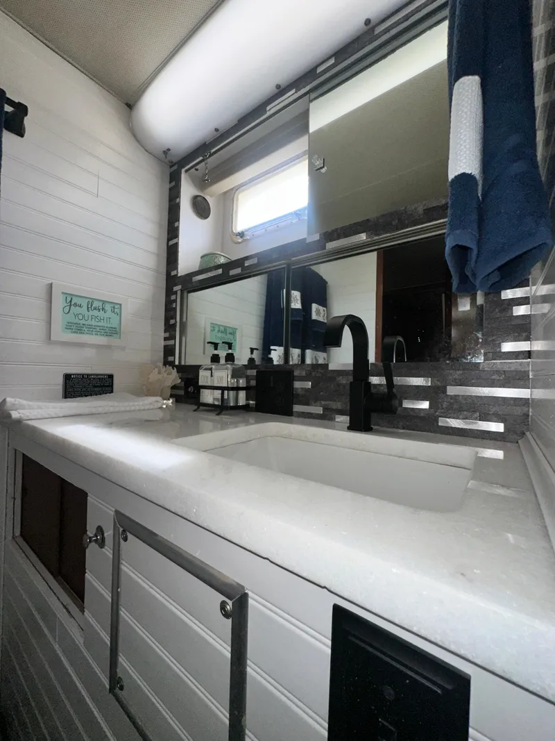 Slide: The Image of Hatteras 53 Motor Yacht 1978 - 83