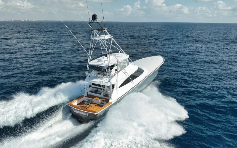 Slide: The Image of Viking 72 Convertible 2024 - 76