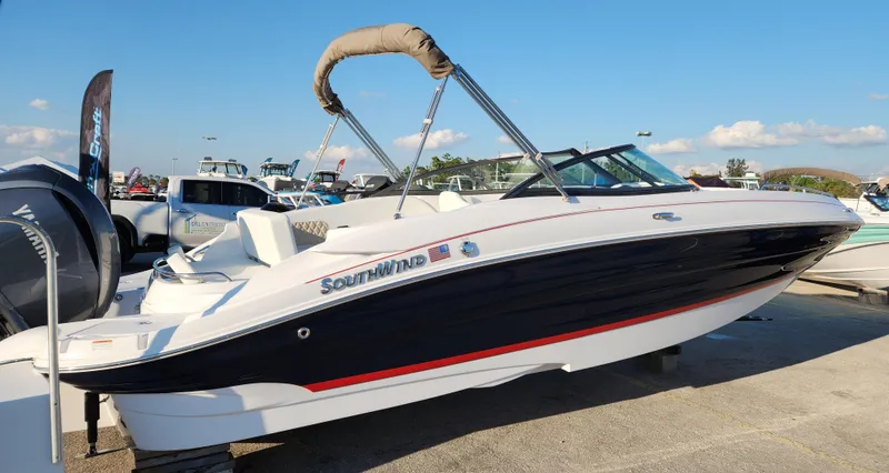 The Image of 2025 SouthWind 2600 SD boat with sleek design, displayed outdoors under clear sky. - 0