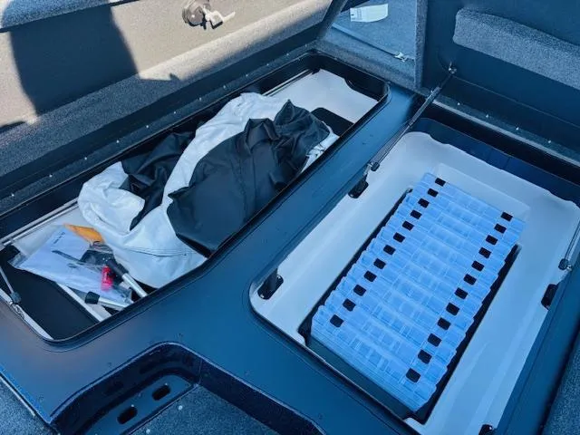 Slide: The Image of Skeeter ZXR21 2025 - 13