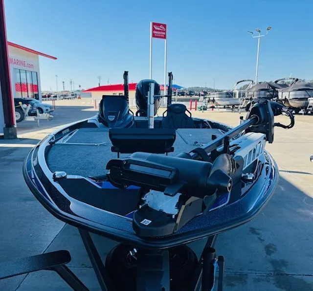 Slide: The Image of Skeeter ZXR21 2025 - 4