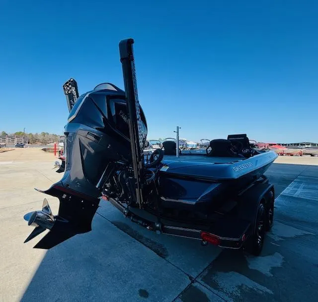 Slide: The Image of Skeeter ZXR21 2025 - 5