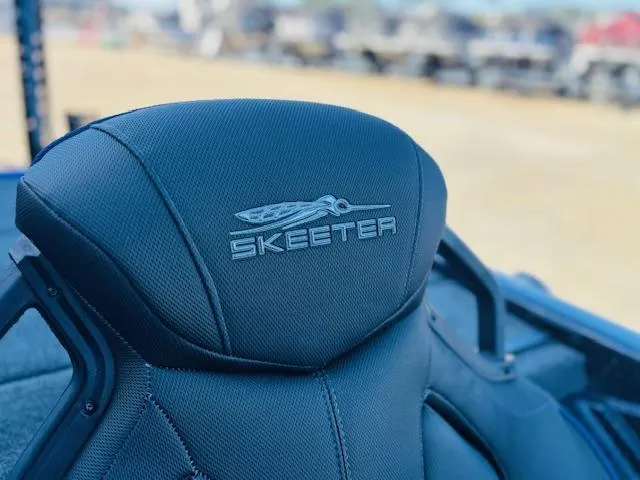 Slide: The Image of Skeeter ZXR21 2025 - 8