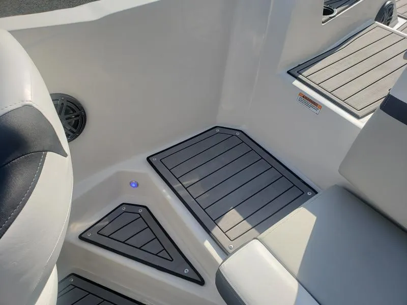 Slide: The Image of Starcraft SVX 231 OB 2024 - 23