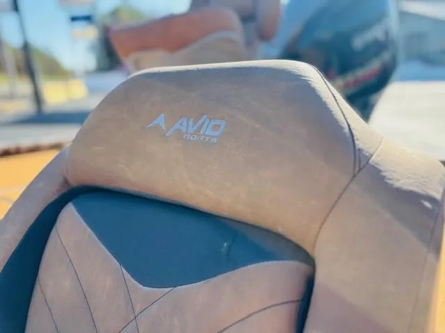 Slide: The Image of 2024 Avid 19XB boat seat with logo, showcasing premium design and comfort. - 20