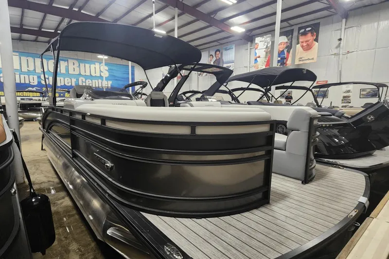 The Image of Harris Solstice 230 2025 - 0