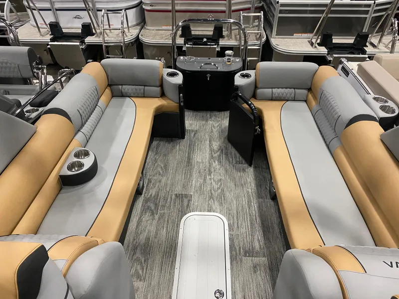 Slide: The Image of 2025 Avalon 2585 Catalina QLW interior with luxurious seating and modern design. - 4
