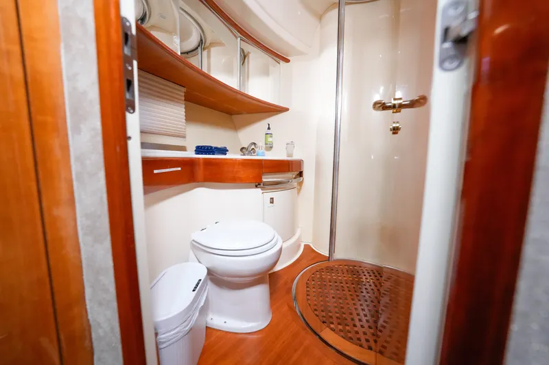 Slide: The Image of Azimut 68E 2007 - 73