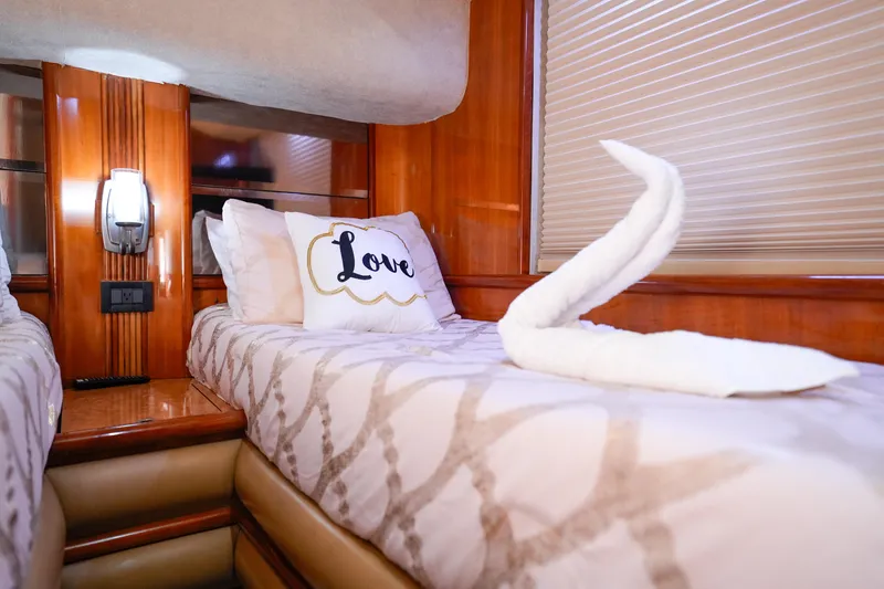 Slide: The Image of Azimut 68E 2007 - 81