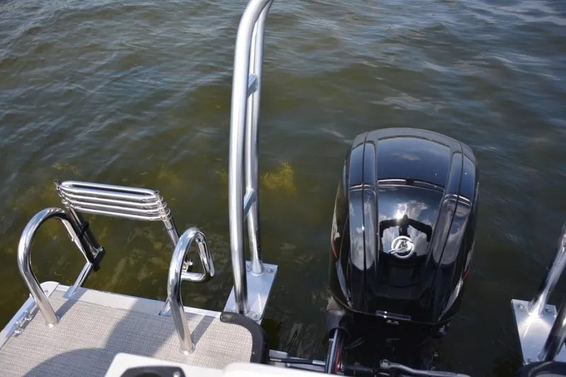 Slide: The Image of Manufacturer Provided Image: Manufacturer Provided Image: Manufacturer Provided Image - 18