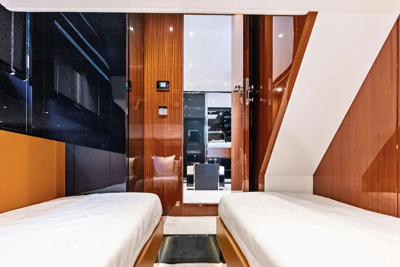 Slide: The Image of Guest Stateroom - 33