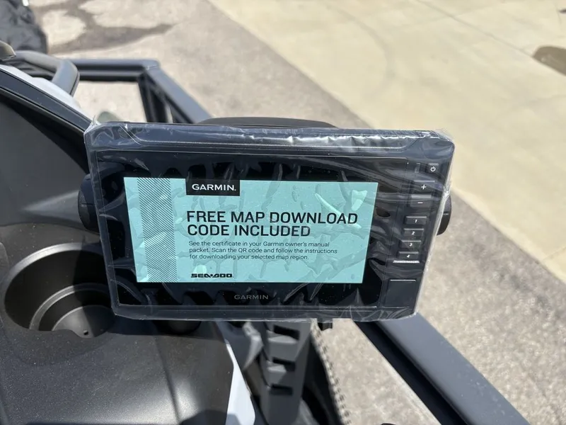 The Image of Sea-Doo Switch Fish™ Compact - 170 hp Galvanized 2026 - undefined