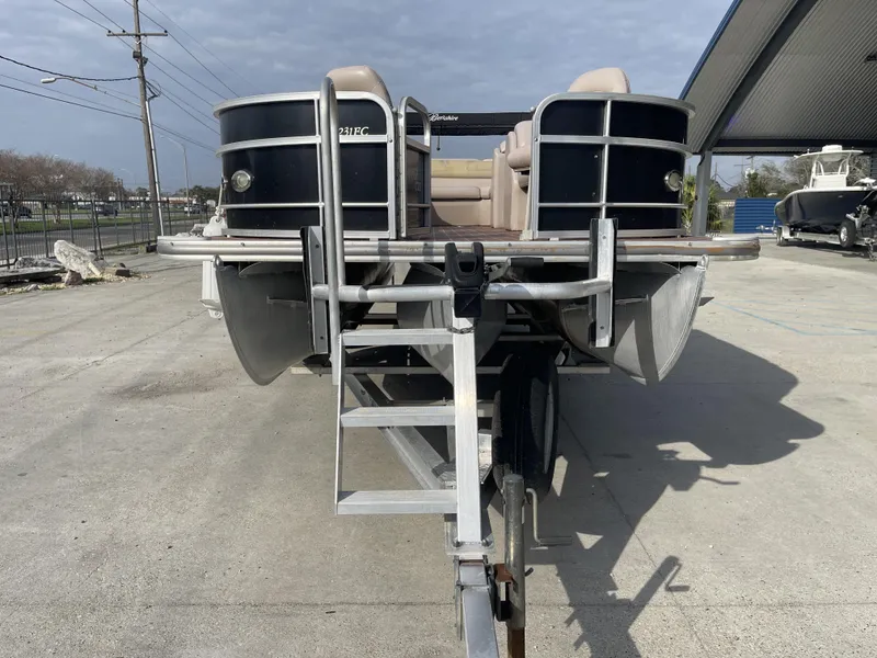 Slide: The Image of Berkshire 231FC Tritoon 2013 - 12