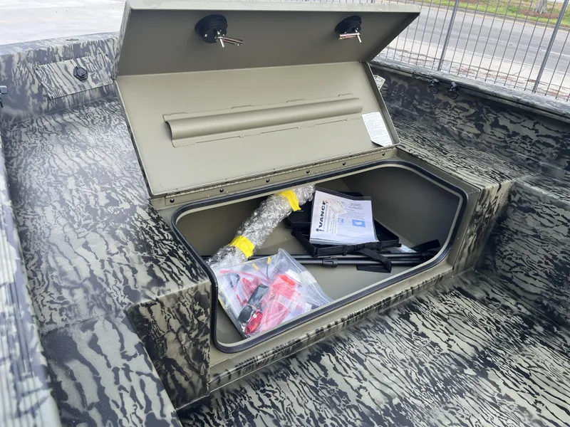 Slide: The Image of Tracker Grizzly 1650T Prairie Wings Edition 2025 - 11