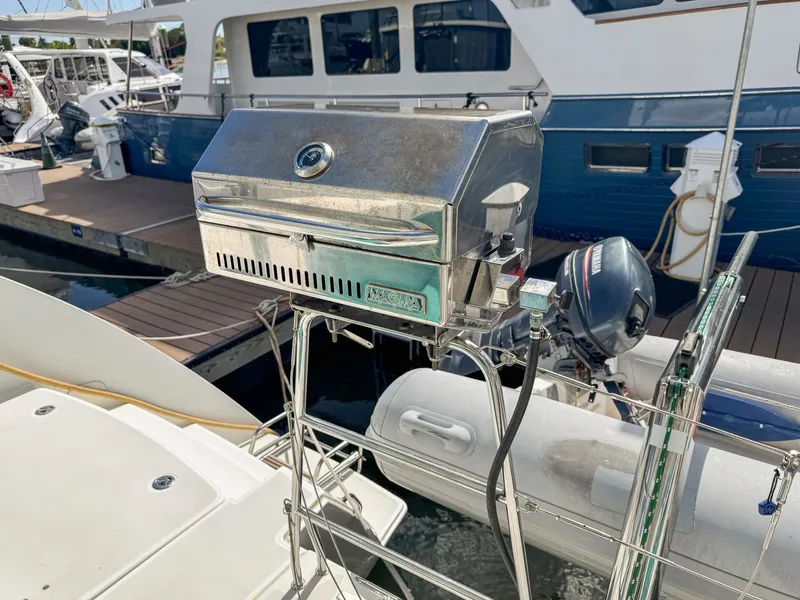 Slide: The Image of Stainless steel grill on 2017 Lagoon 450 F yacht, docked at marina. - 12