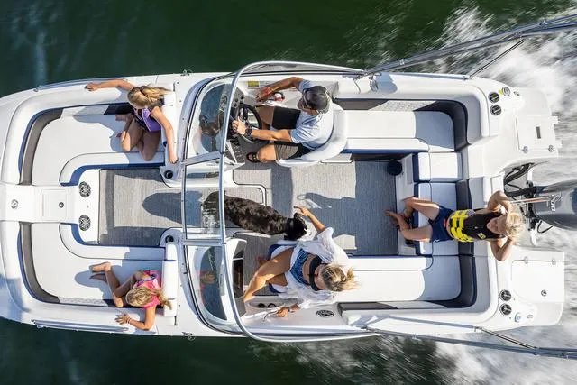 Slide: The Image of Hurricane SunDeck 217 OB 2025 - 14