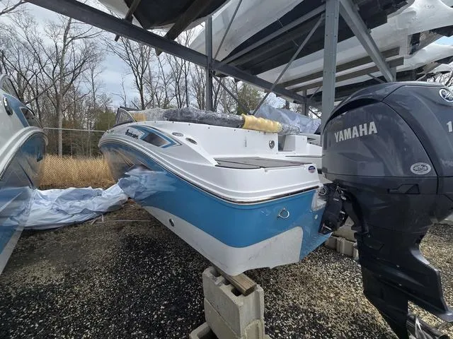 Slide: The Image of Hurricane SunDeck 217 OB 2025 - 2