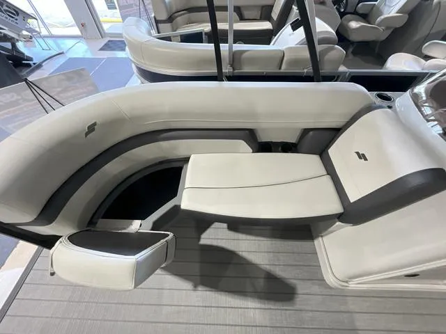 Slide: The Image of Starcraft EXS 3 2025 - 9