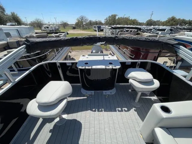 Slide: The Image of Starcraft EX 20 FD 2025 - 12