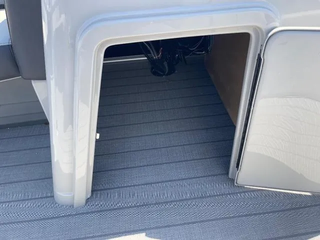 Slide: The Image of Starcraft EX 20 FD 2025 - 13