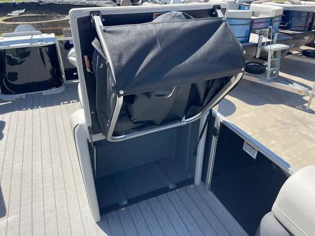 Slide: The Image of Starcraft EX 20 FD 2025 - 14