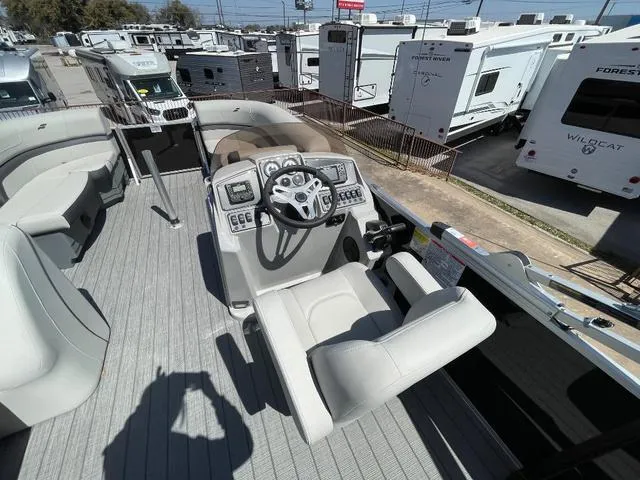 Slide: The Image of Starcraft EX 20 FD 2025 - 7