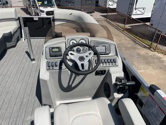 Slide: The Image of Starcraft EX 20 FD 2025 - 8