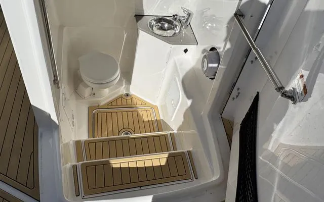 Slide: The Image of Drakkar 280 CC 2025 - 28