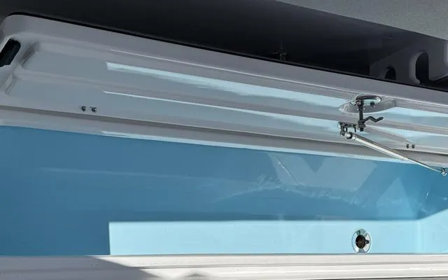 Slide: The Image of Drakkar 280 CC 2025 - 30