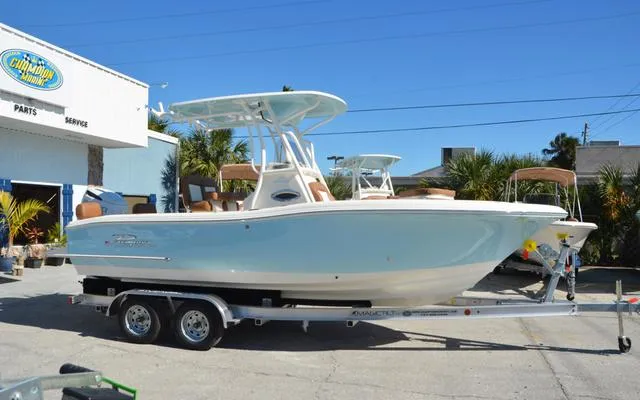 Slide: The Image of Pioneer 222 Sportfish 2025 - 10