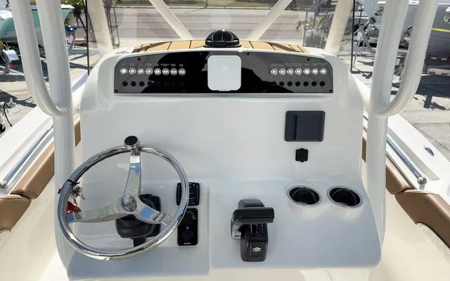 Slide: The Image of Pioneer 222 Sportfish 2025 - 22