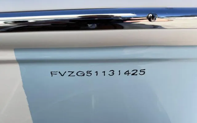 Slide: The Image of Pioneer 222 Sportfish 2025 - 8