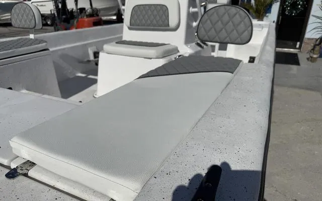 Slide: The Image of Cape Craft 21V 2025 - 14