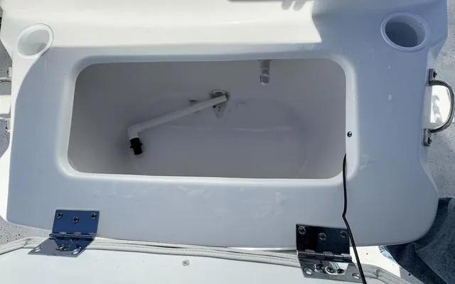 Slide: The Image of Cape Craft 21V 2025 - 30