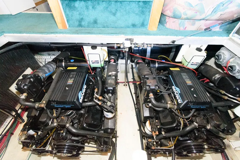Slide: The Image of Engine room of 1996 Cruisers Yachts 3650 Motoryacht with twin inboard engines. - 17