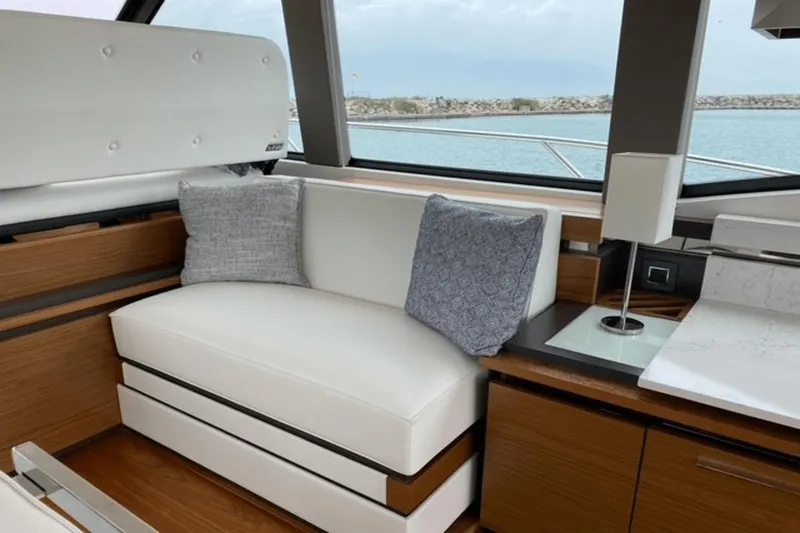 Slide: The Image of Tiara 49 COUPE 2023 - 5