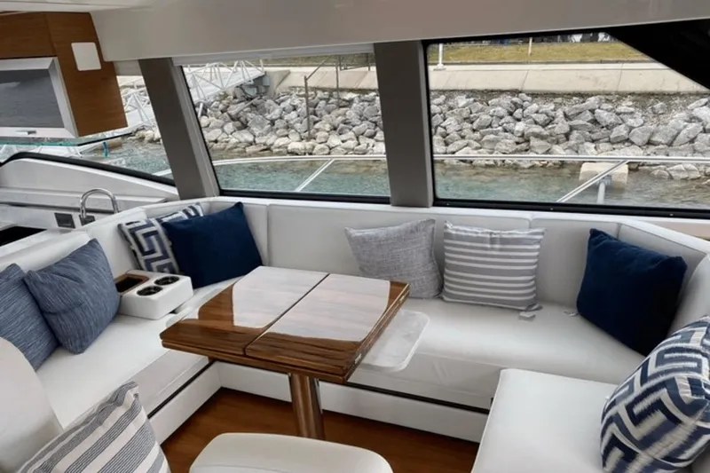 Slide: The Image of Tiara 49 COUPE 2023 - 6